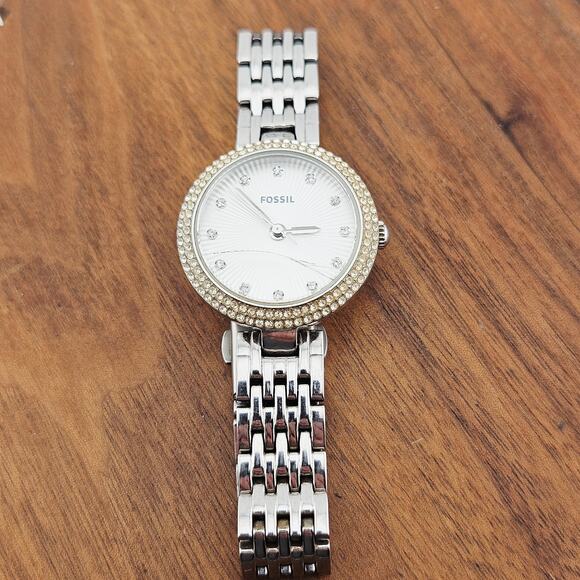 Fossil Women's Crystal Rhinestone Bezel Boyfriend Watch Silver Link Bold ES-3345 - Picture 4 of 7